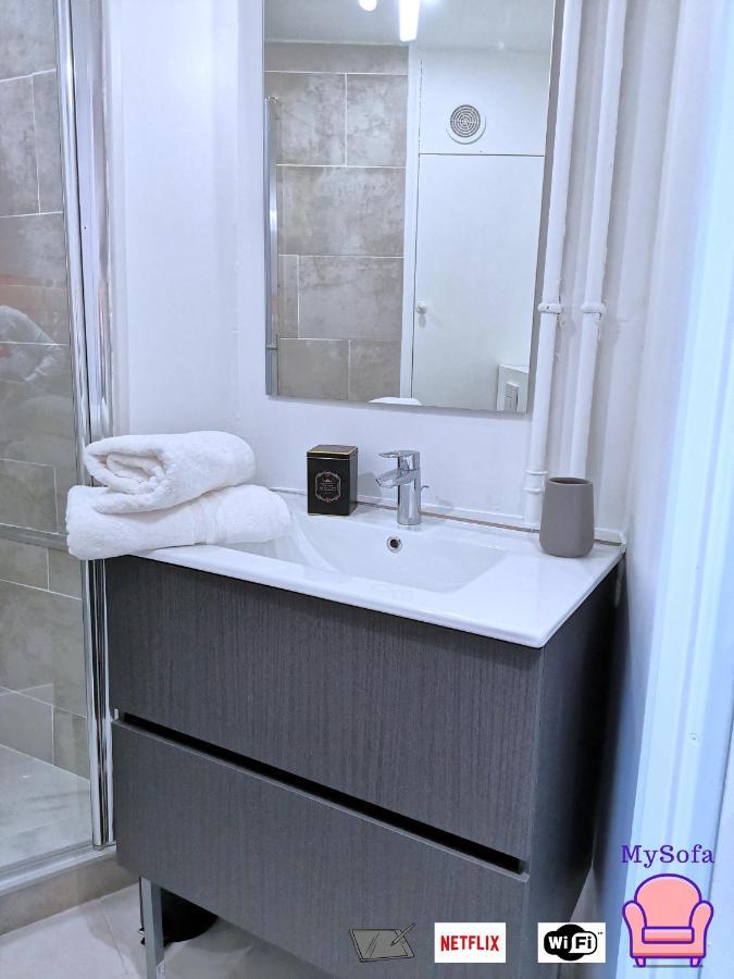 Mysofa Loup & Parking Apartment Пра Луп Екстериор снимка